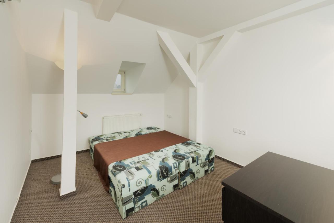 Hotel Na Stare Poste イレムニツェ エクステリア 写真